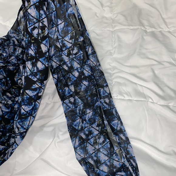 Like new BCBG romper, double lined. - Picture 4 of 7